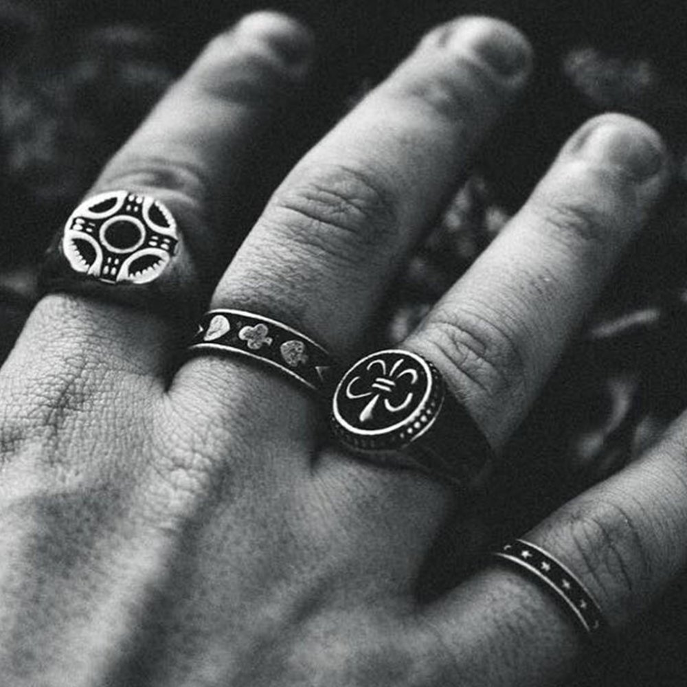 AGED 7mm BAND RING
